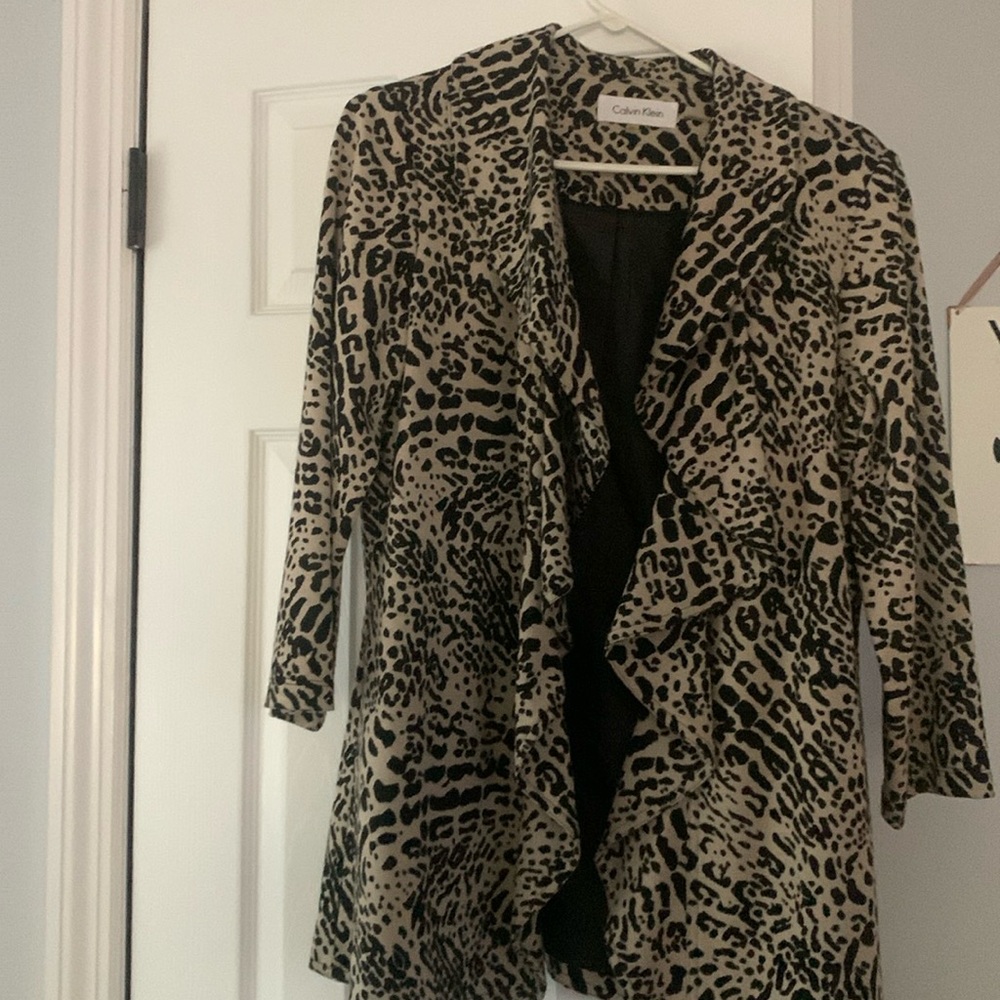 COPY - Black and Tan 3/4 Sleeve Blazer like frilly Jacket